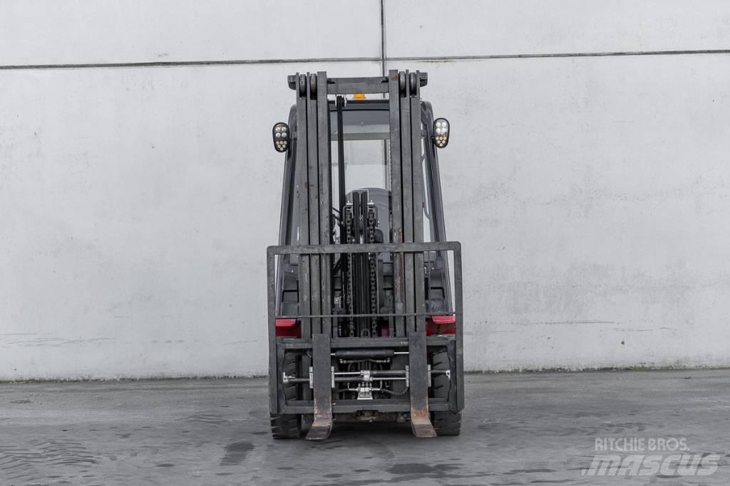 Manitou MI 25 D 柴油卡車