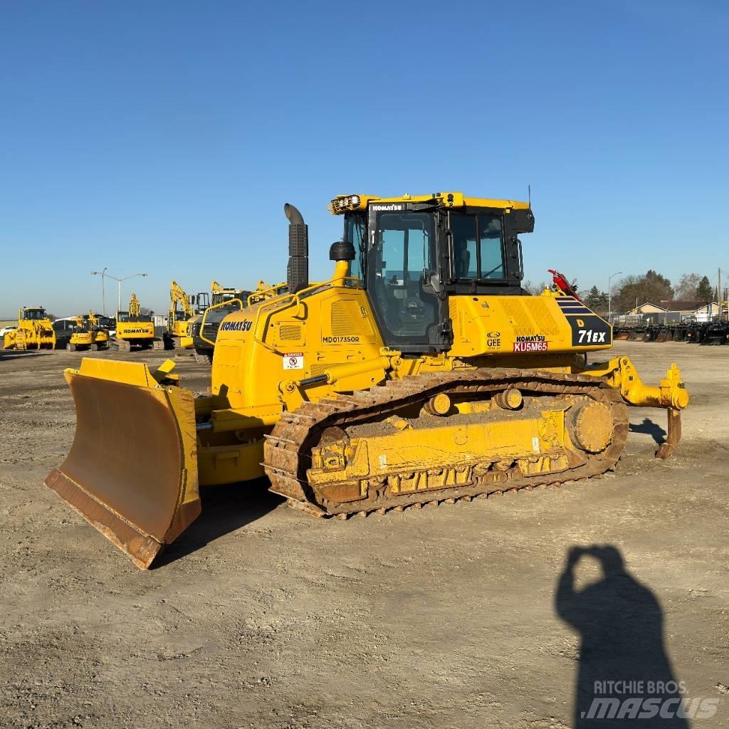 Komatsu D71EX-24 履帶推土機