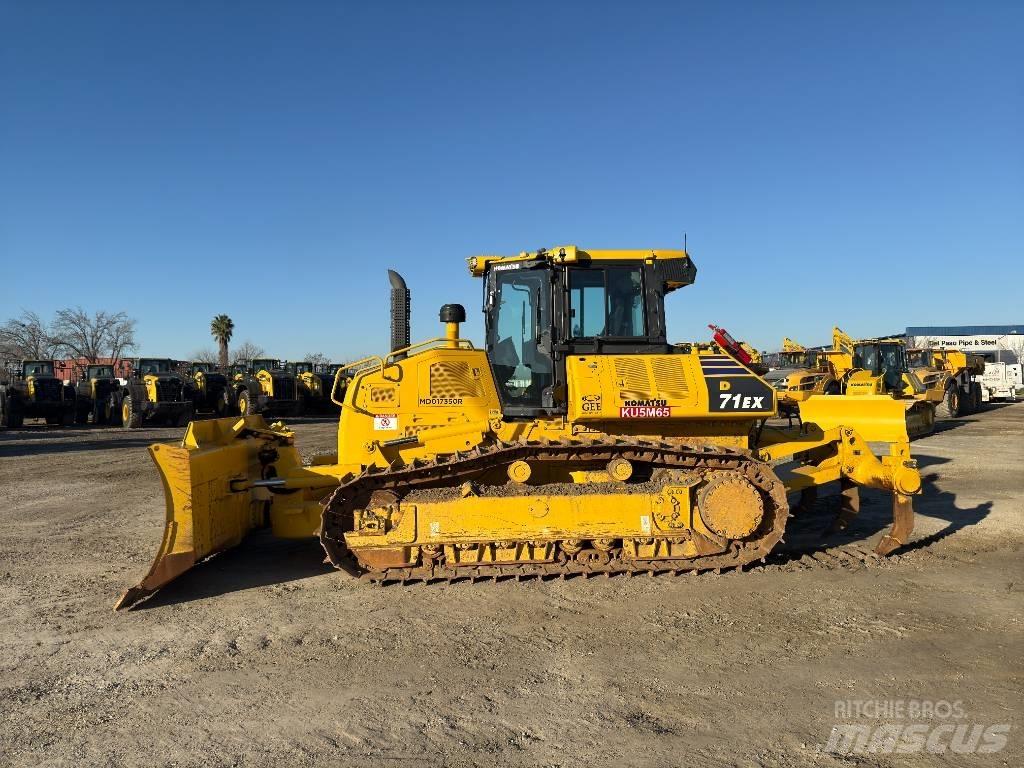 Komatsu D71EX-24 履帶推土機