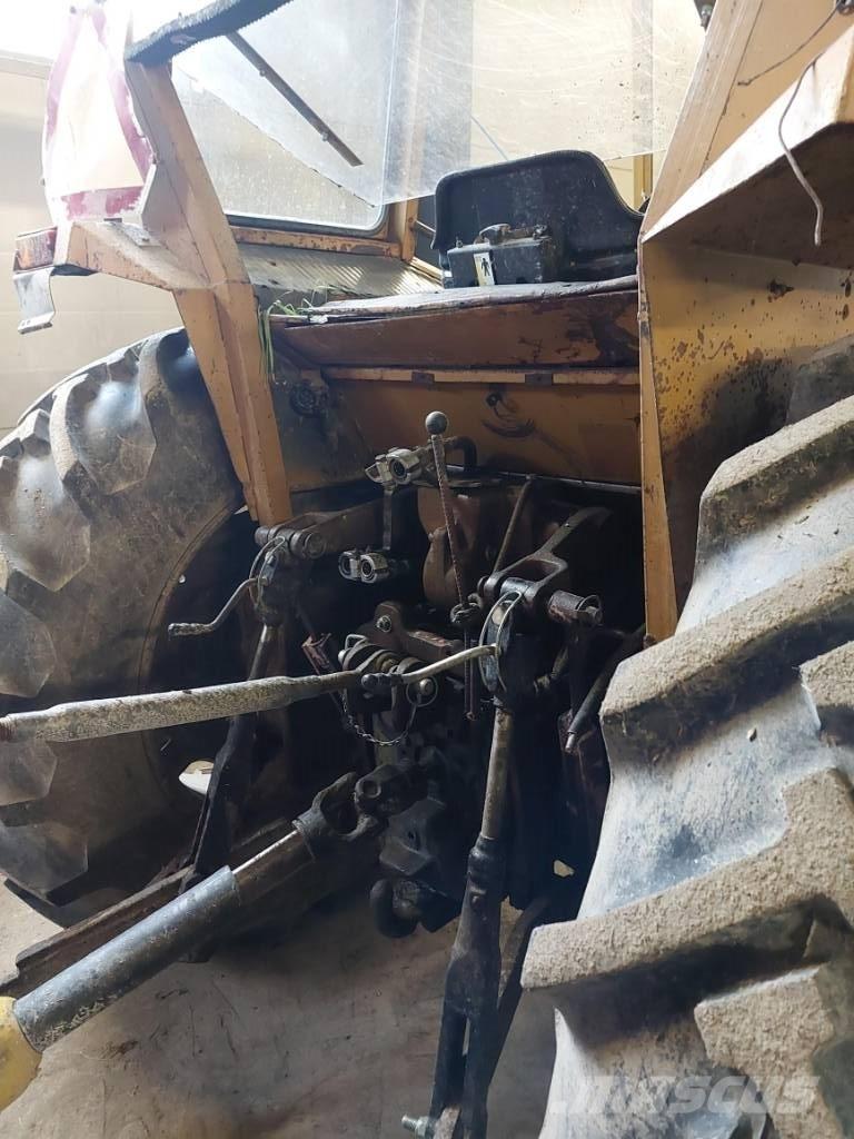 Valmet 702 S 曳引機
