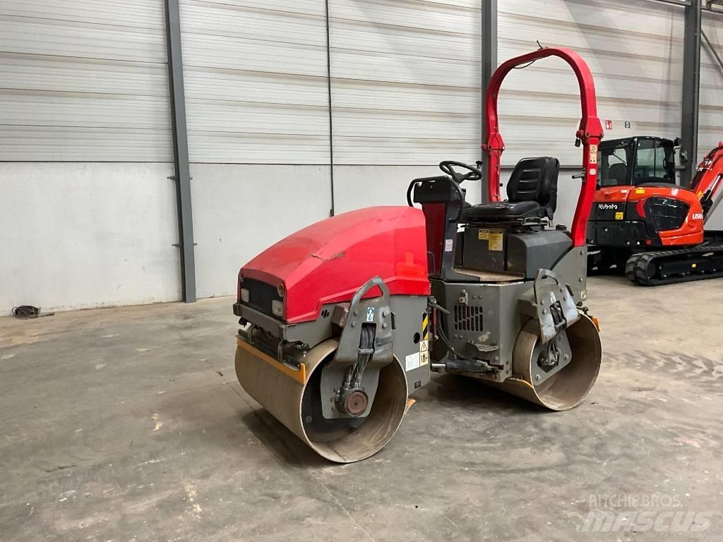 Ammann ARX 26 雙輪滾壓機