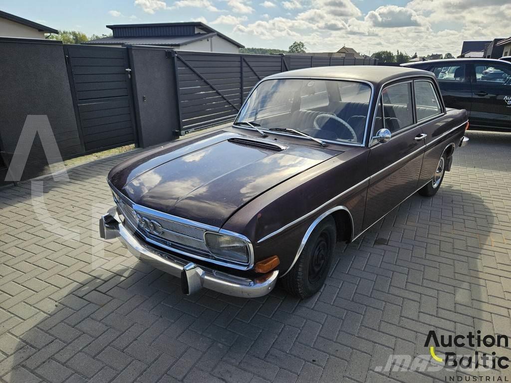 Audi 60 汽車