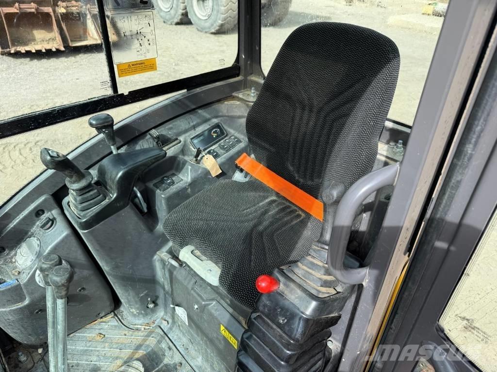 Volvo ECR 25 D 小型挖土機/掘鑿機<7t(小型挖掘機)