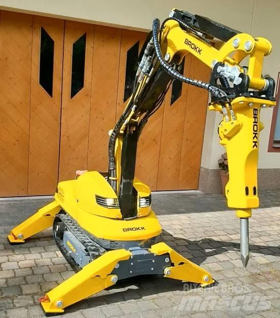 Brokk 110 小型挖土機/掘鑿機<7t(小型挖掘機)