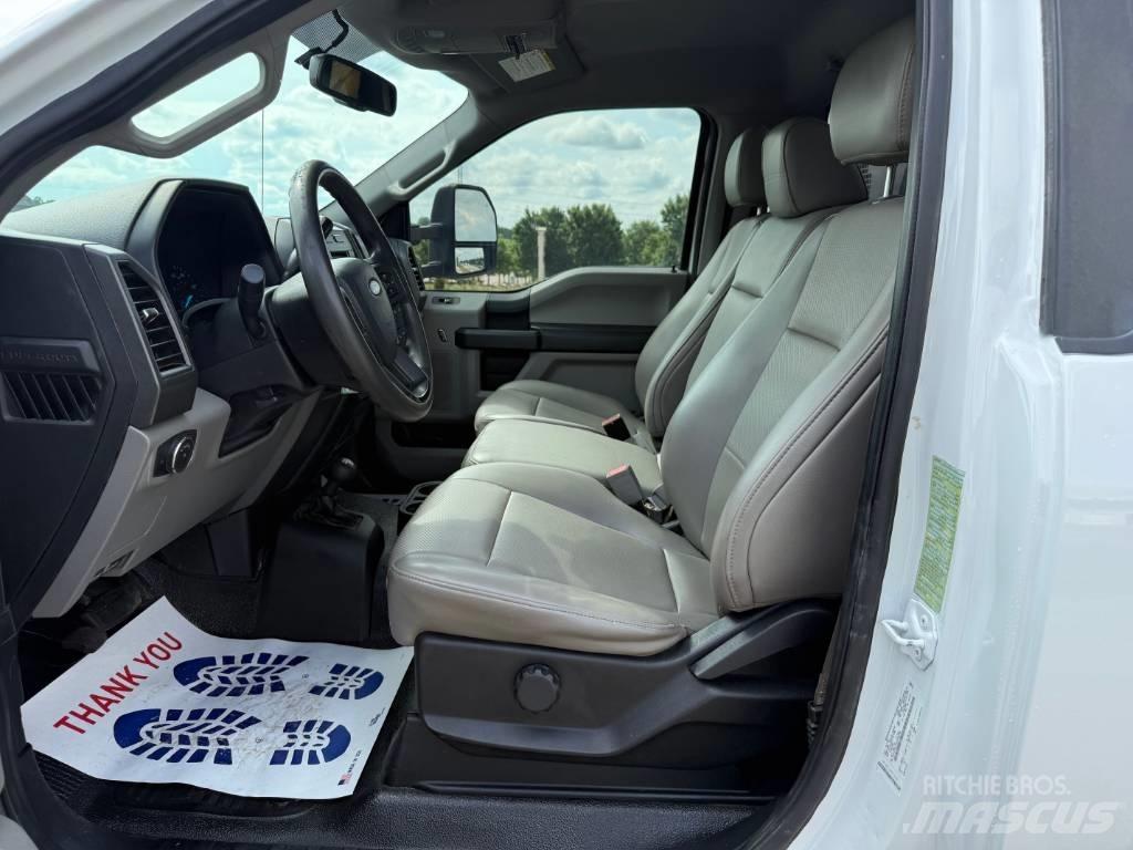 Ford F 450 都市/通用型車輛