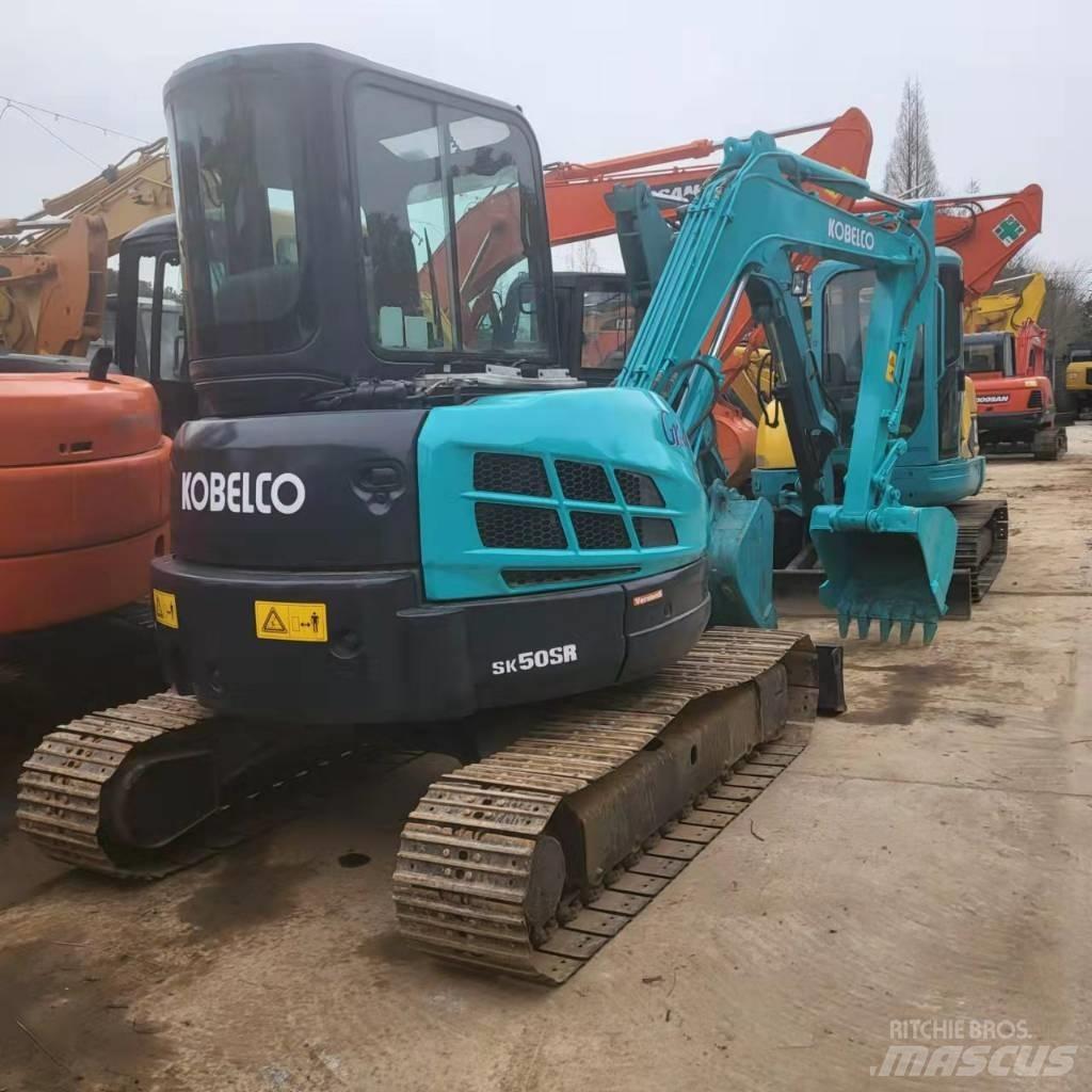 Kobelco SK 50 小型挖土機/掘鑿機<7t(小型挖掘機)