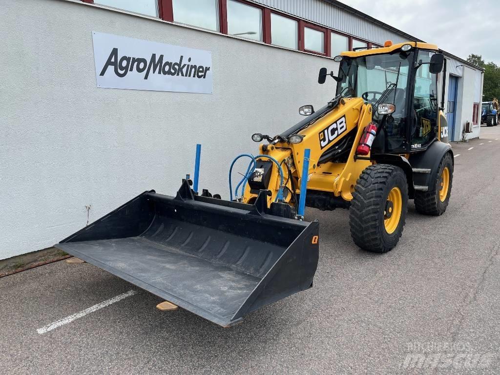 JCB TM 220 伸縮臂操作車
