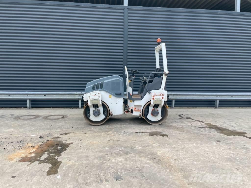 Hamm HD 12 VV 雙輪滾壓機