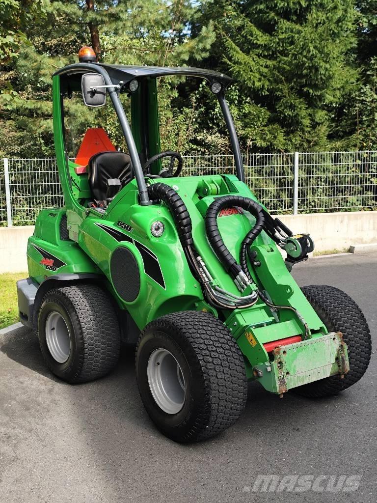 Avant 650 多功能裝載機