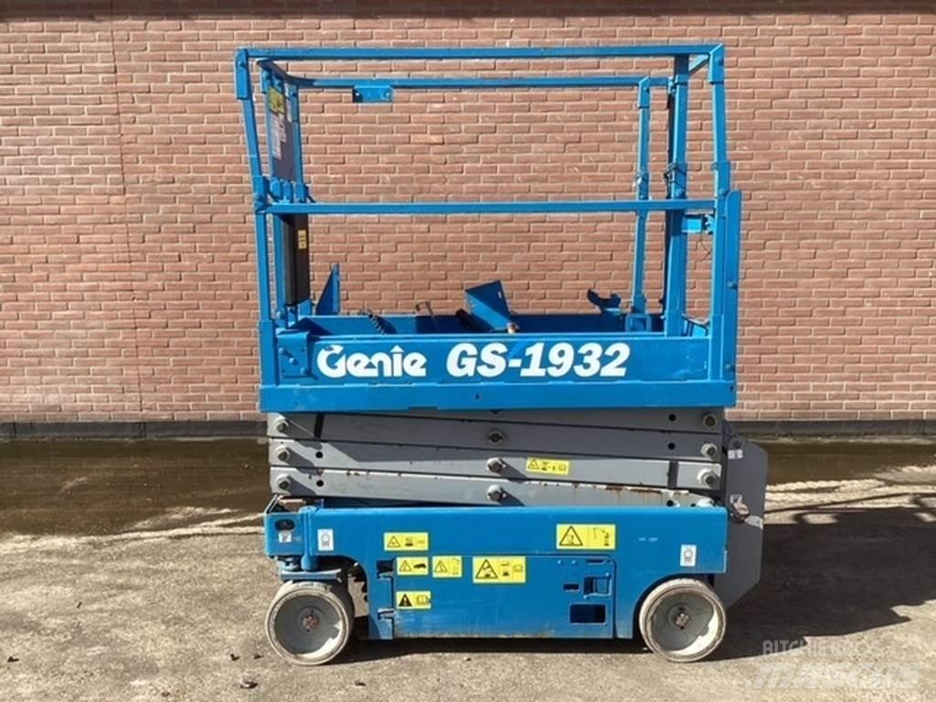 Genie GS1932 剪式升降機