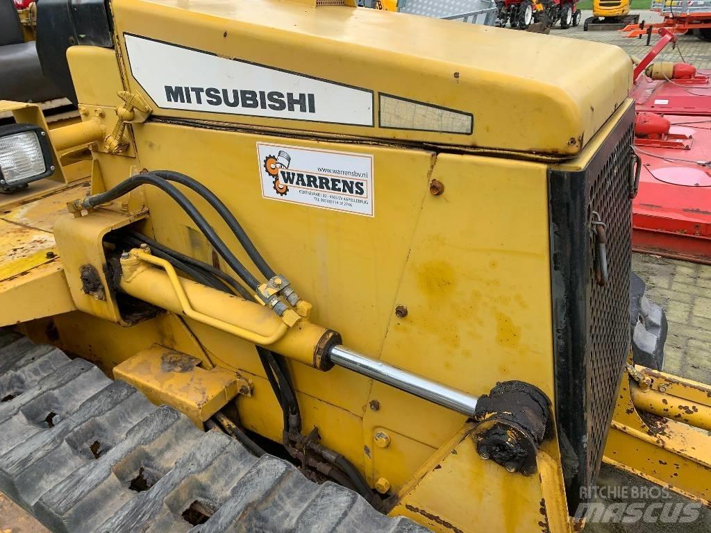 Mitsubishi BD2H 推土機