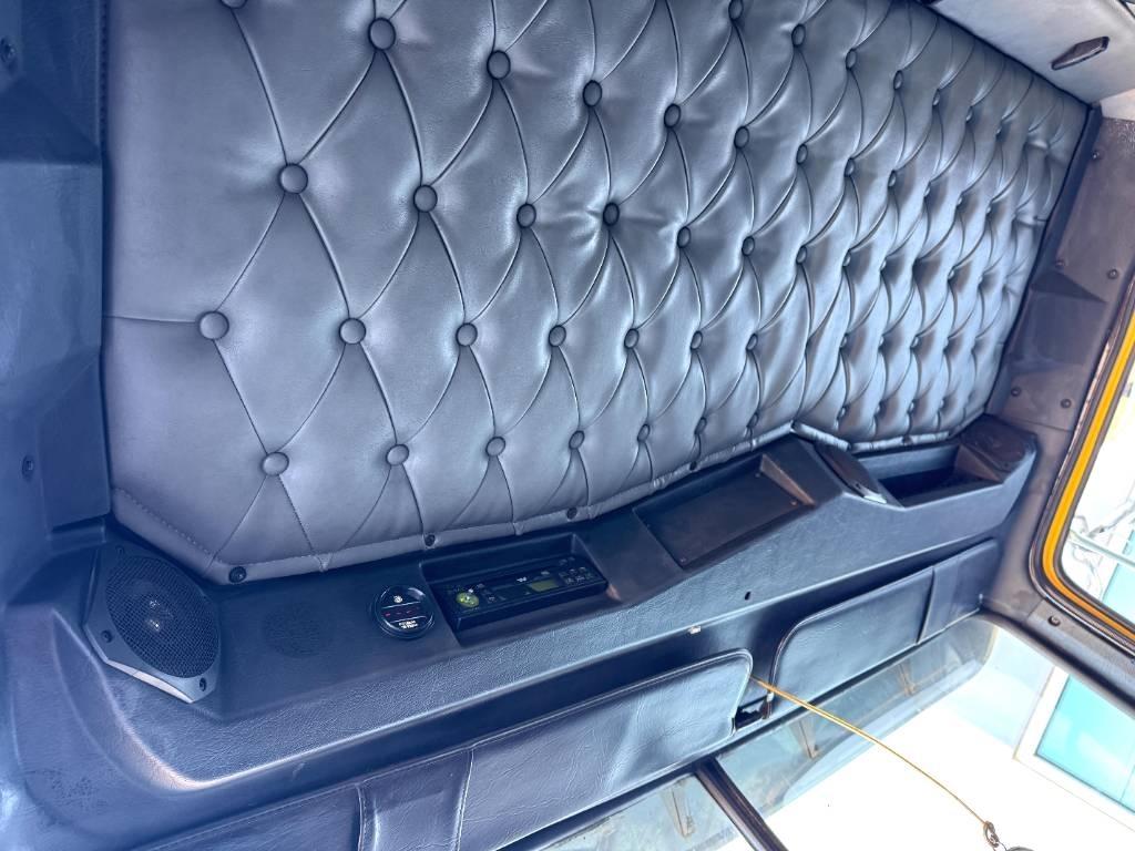 Western Star 4900 起重可拆卸式卡車