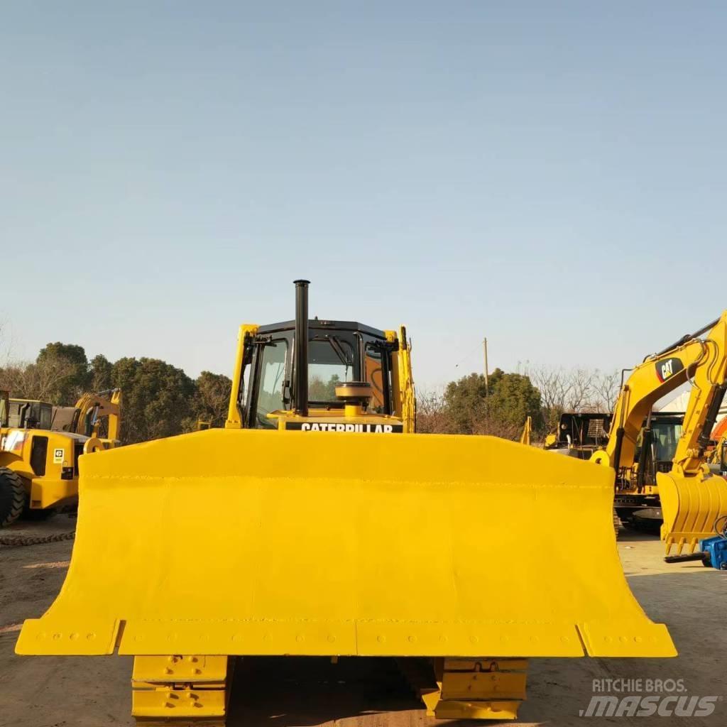 CAT D 6 R 平土機