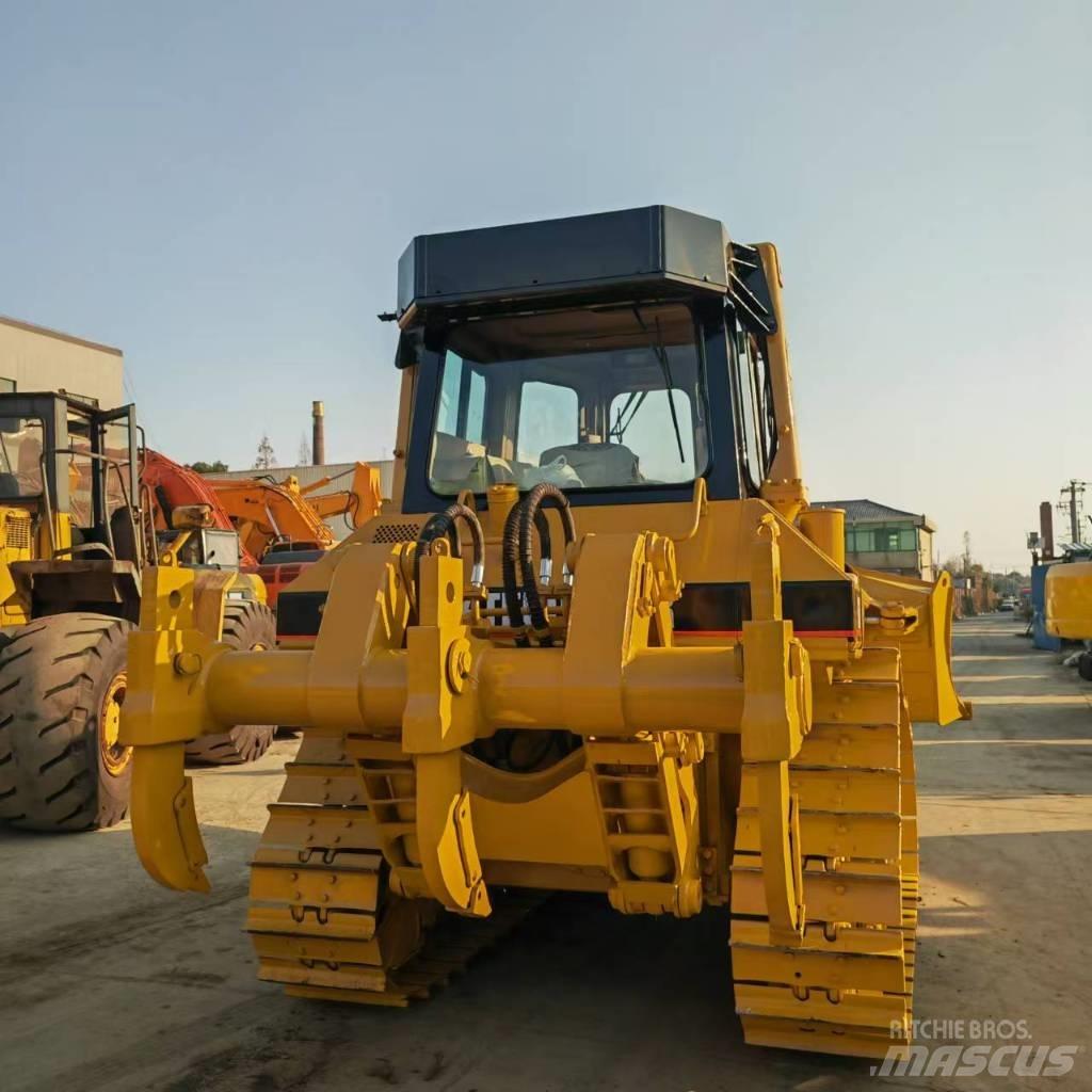 CAT D 6 R 平土機