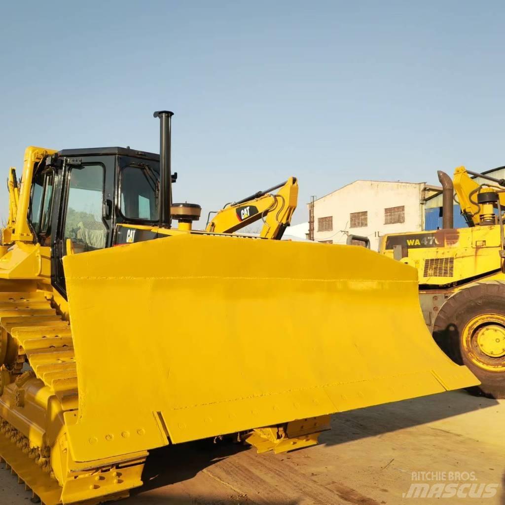 CAT D 6 R 平土機