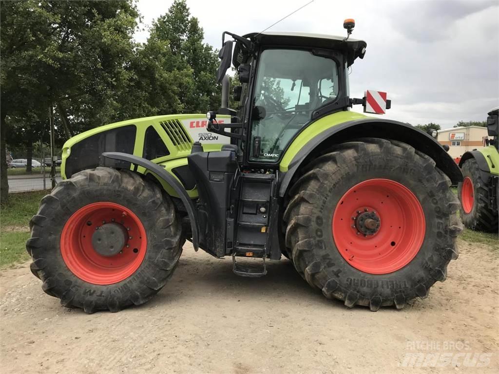 CLAAS Axion 920 曳引機