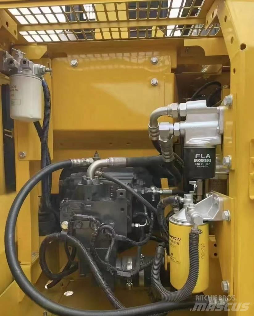Komatsu PC 130 履帶式 挖土機/掘鑿機/挖掘機