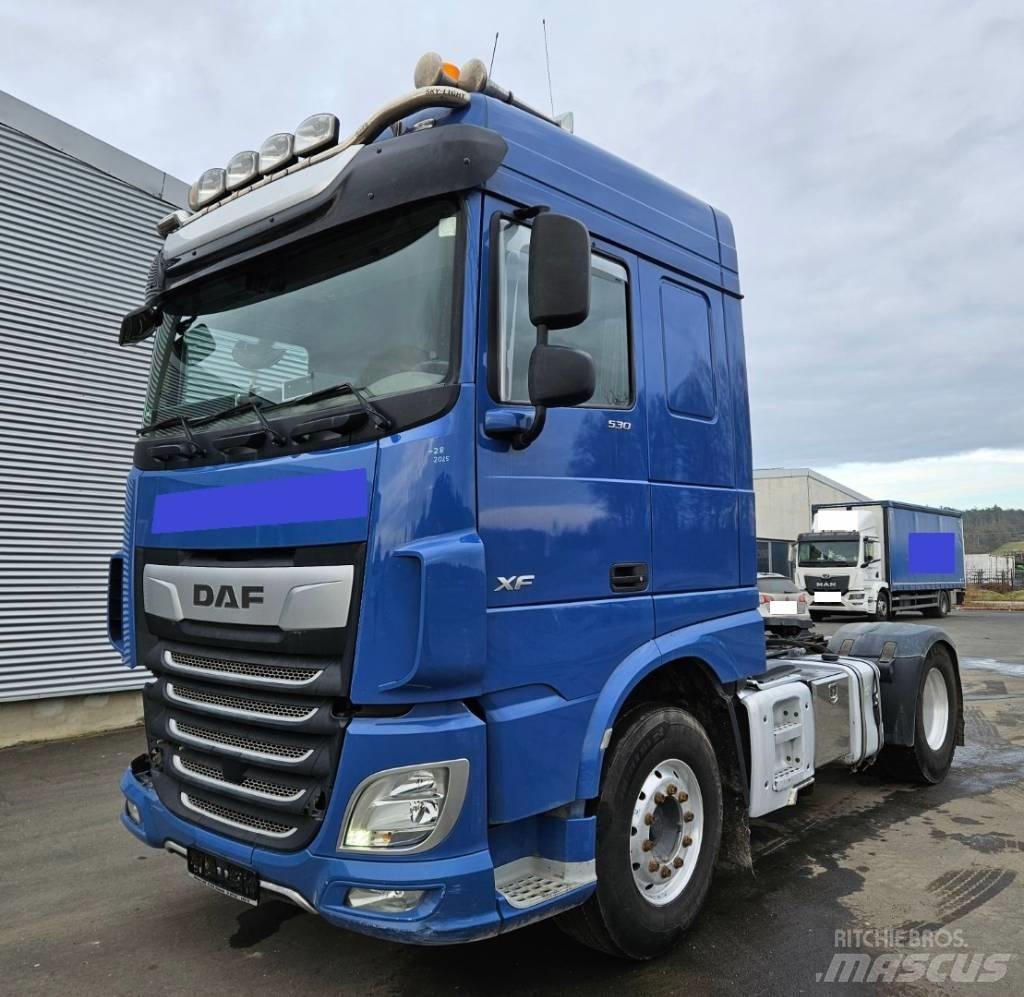 DAF XF 530 Unfall 曳引機組件