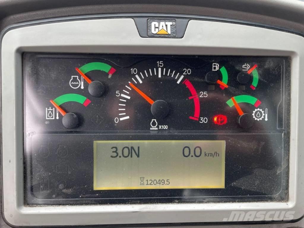 CAT 966M XE 輪胎式裝載機