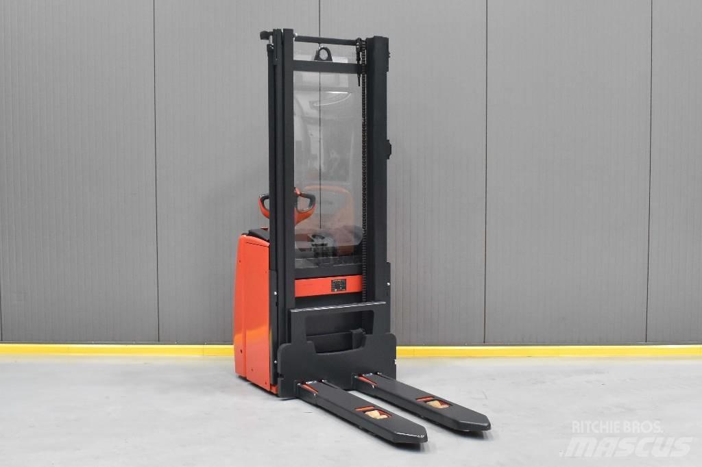 Linde L 14 行走控制式堆積機