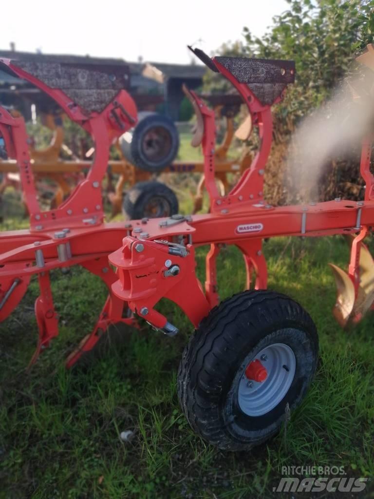 Maschio UNICO M 4+1 雙向犁
