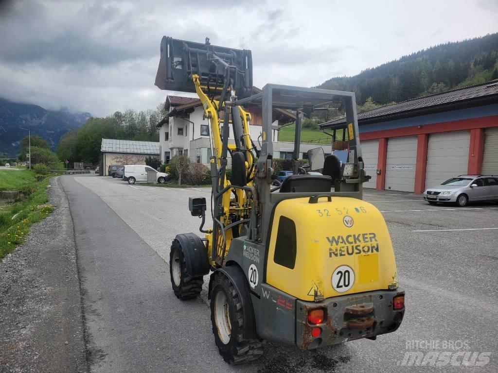 Wacker Neuson Wl25 輪胎式裝載機