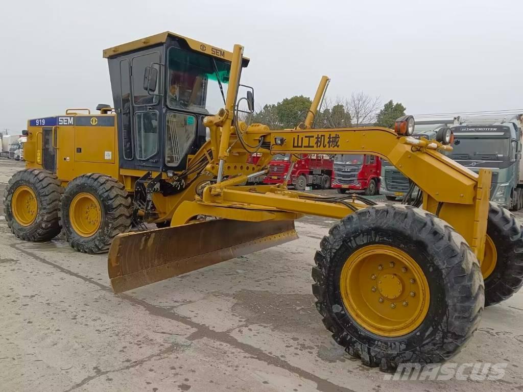 SEM 919 平土機