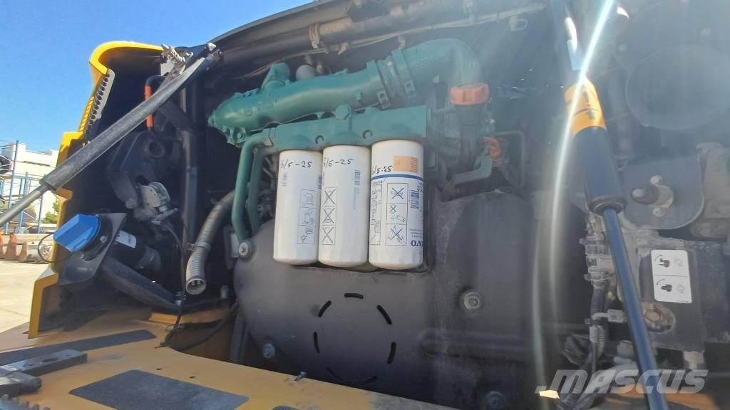 Volvo A 40 G 鉸接式起吊車