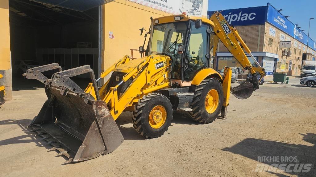 JCB 3 CX 反鏟裝載機