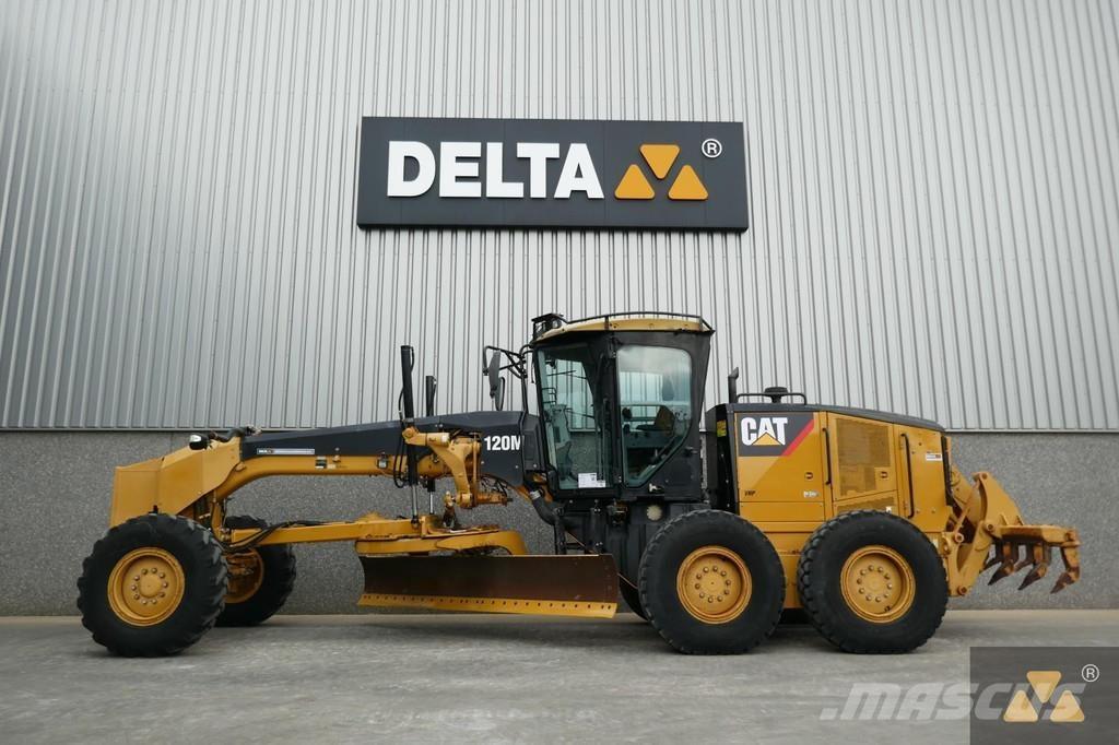 CAT 120M 平土機