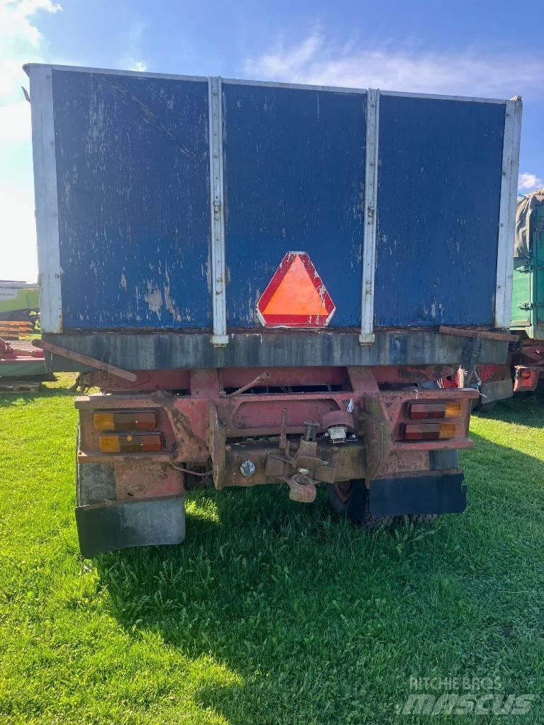  okänt spannmålssläp 運糧車