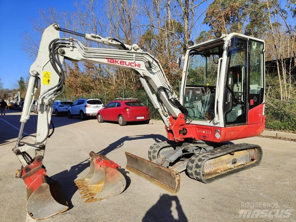 Takeuchi TB 230 小型挖土機/掘鑿機<7t(小型挖掘機)