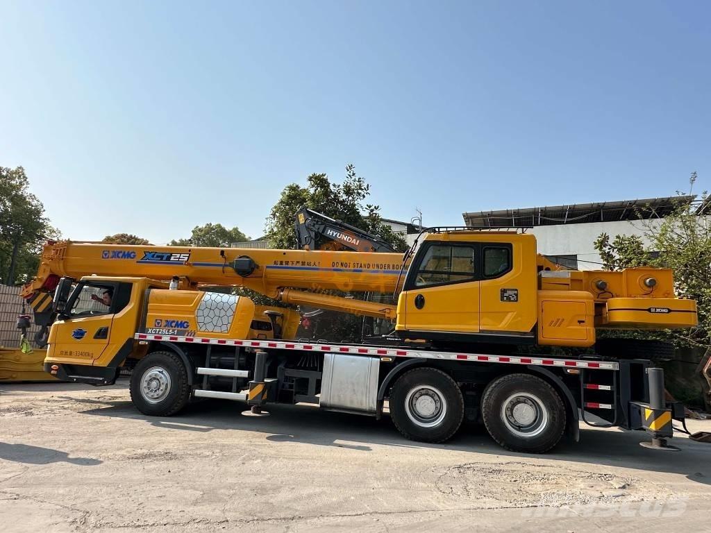 XCMG XCT 25 全路面起重機/吊車