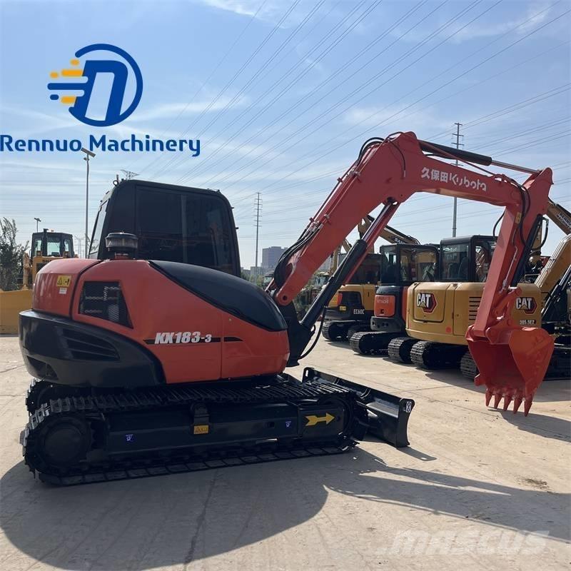 Kubota KX183 小型挖土機/掘鑿機<7t(小型挖掘機)