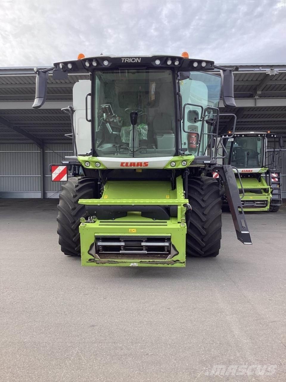 CLAAS Trion 520 聯合收穫機