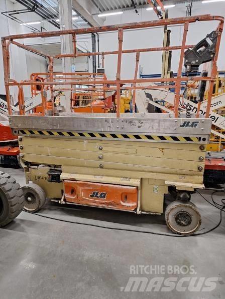 JLG 3246 ES 剪式升降機