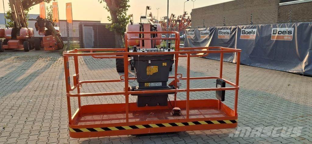 JLG 660 SJ 伸縮臂高空作業車