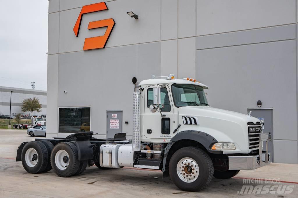 Mack Granite GU 813 傾卸式卡車