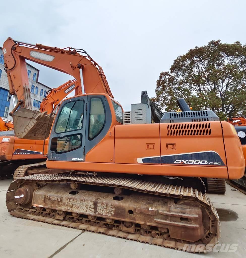 Doosan DX 300 LC 履帶式 挖土機/掘鑿機/挖掘機
