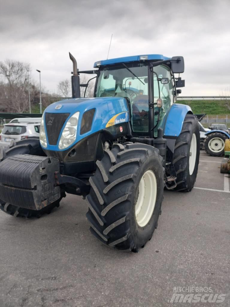New Holland T 7060 曳引機