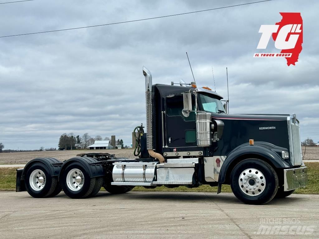Kenworth W900 曳引機組件