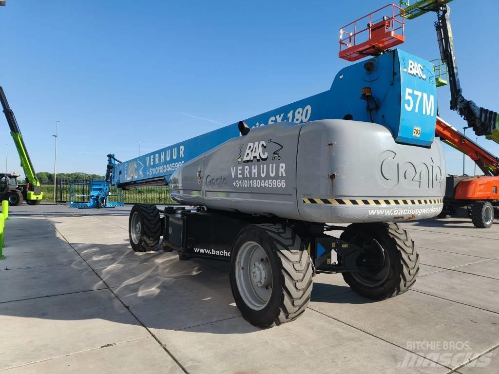 Genie SX 180 伸縮臂高空作業車