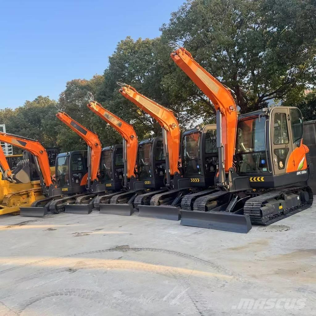 Doosan DX 60 履帶式 挖土機/掘鑿機/挖掘機