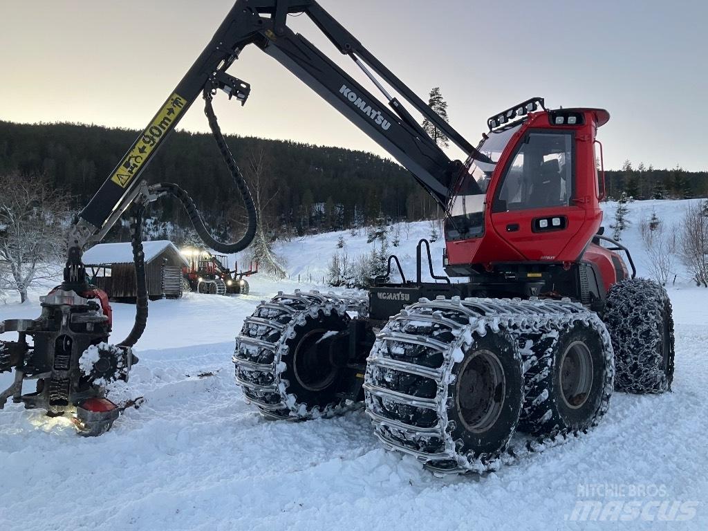 Komatsu 951 收穫機