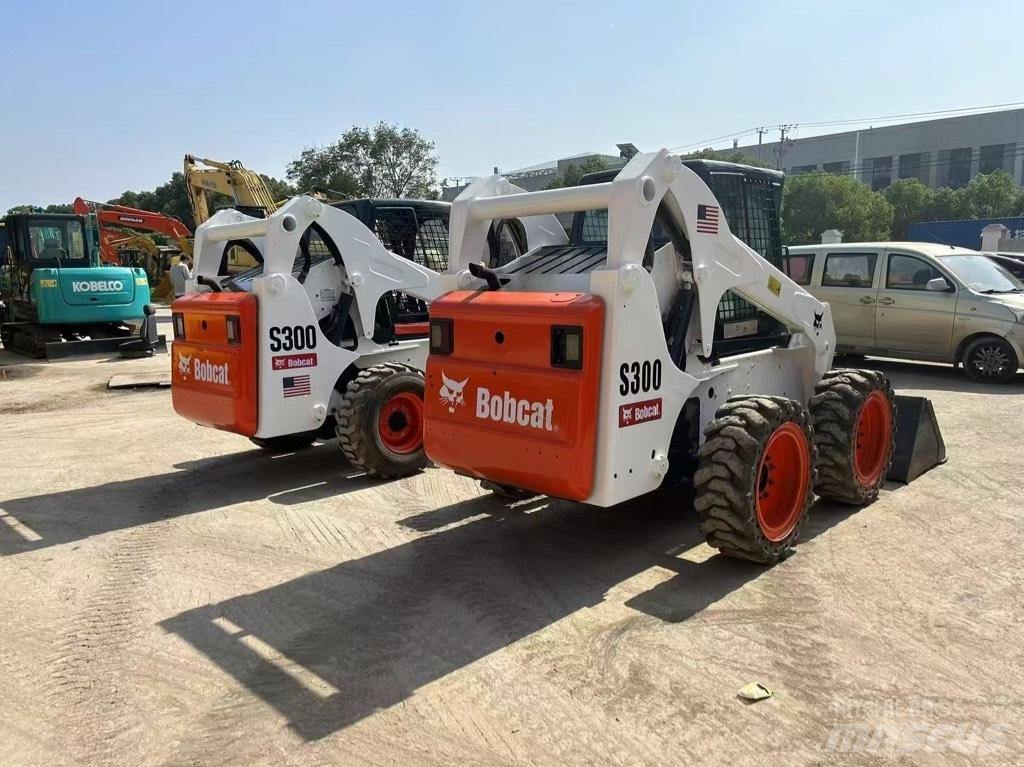 Bobcat S300 滑移轉向裝載機