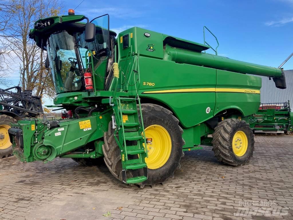 John Deere S 780 聯合收穫機