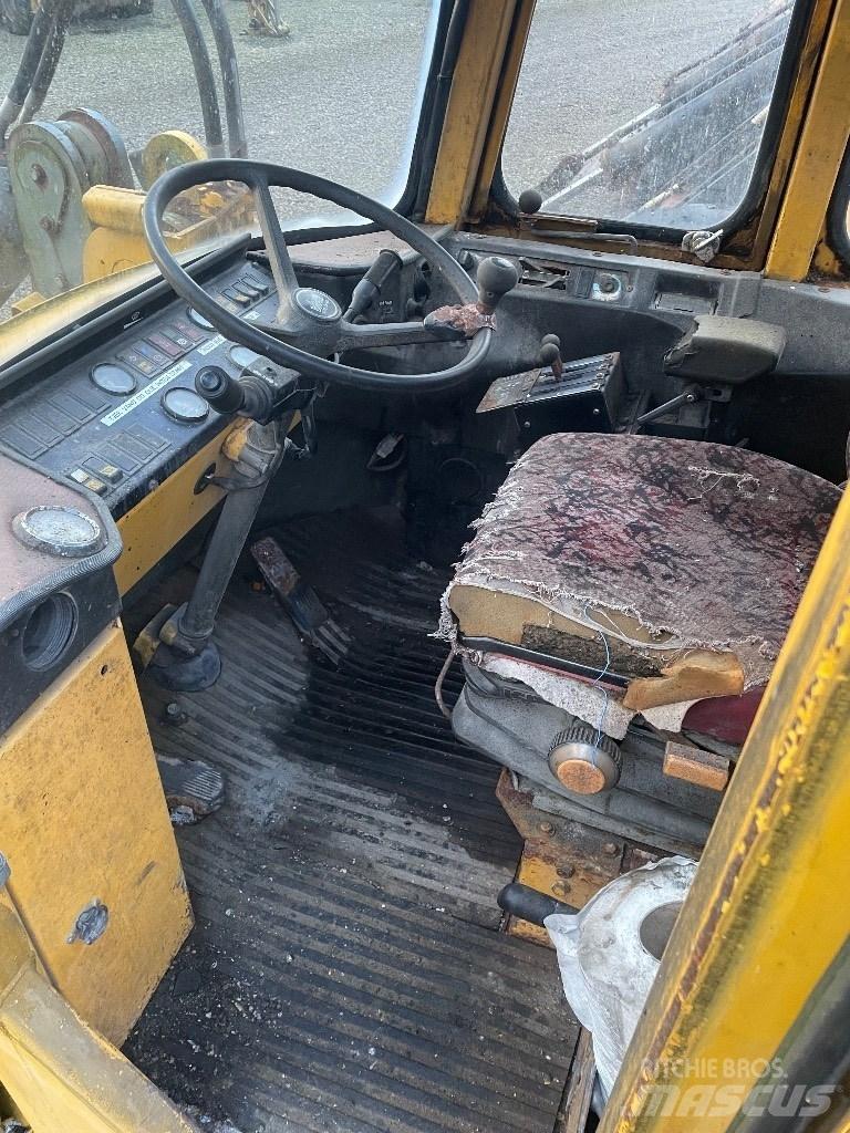 Volvo L90 輪胎式裝載機
