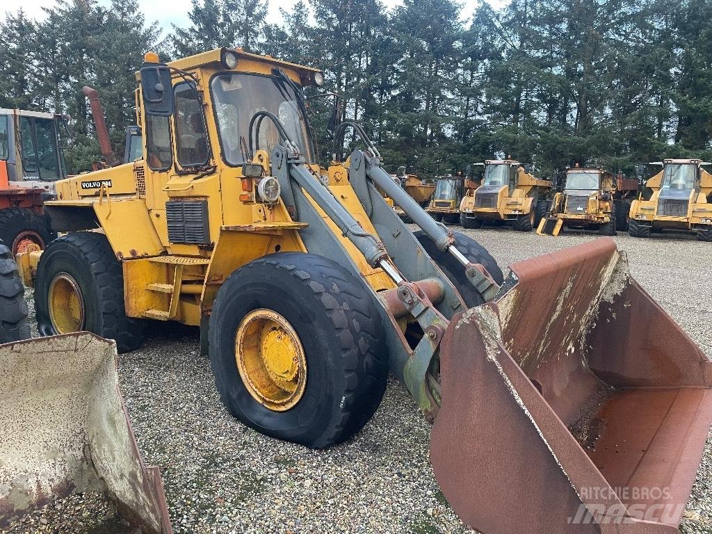 Volvo L90 輪胎式裝載機