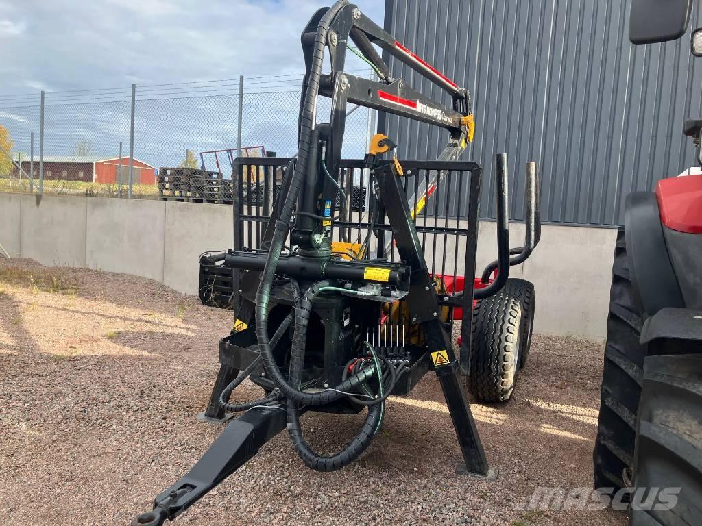 Mowi 1050 P30 木材拖車