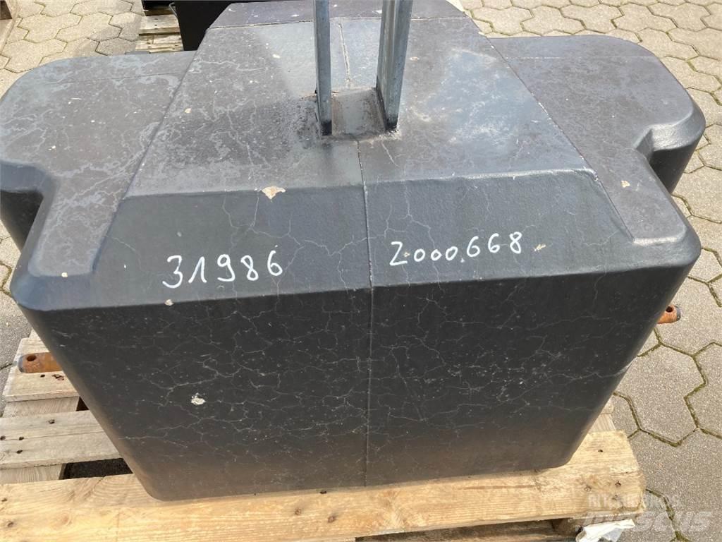  SUER 700 kg 其他曳引機配件